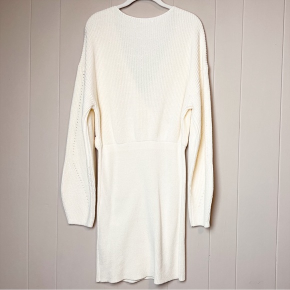 Tularosa Mia Surplice Mini Dress Large sweater knit ivory cream long sleeve boho - Picture 6 of 13